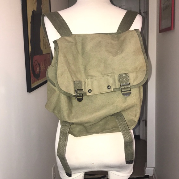 Vintage Military Square Soft Canvas Backpack 😘 - Picture 5 of 7